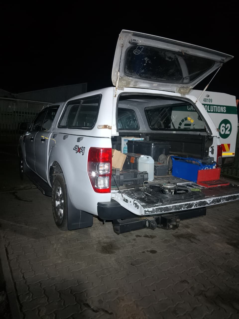 Airsteem mobile service equipment at a fleet vehicle